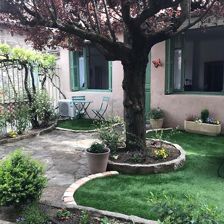 Le Beffroi Bed & Breakfast Millau Exterior foto