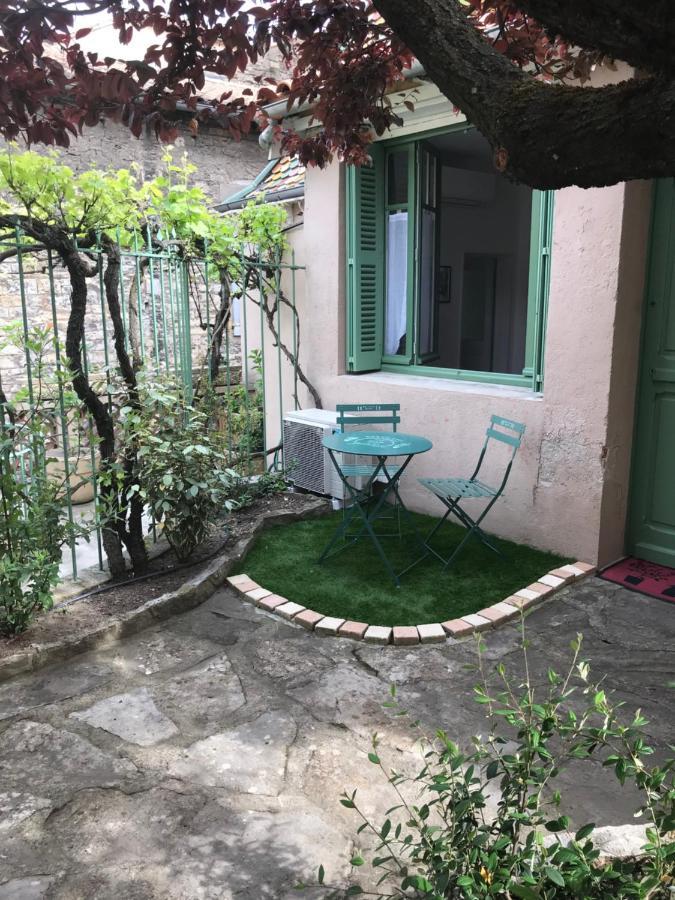 Le Beffroi Bed & Breakfast Millau Exterior foto